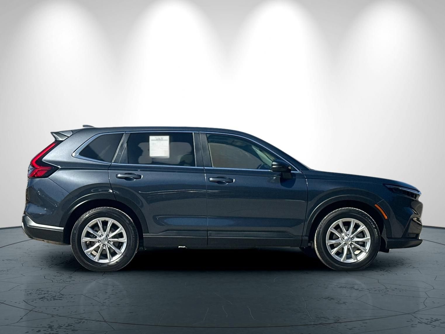 Used 2024 Honda CR-V EX-L image 3