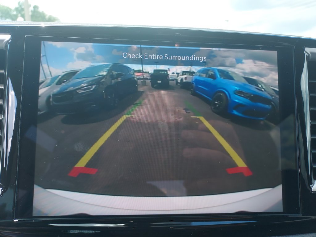 New 2027 Chrysler Pacifica Select w/ S Appearance Package FWD image 22