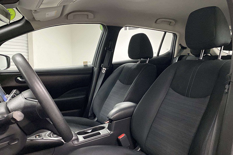Used 2022 Nissan Leaf S image 27