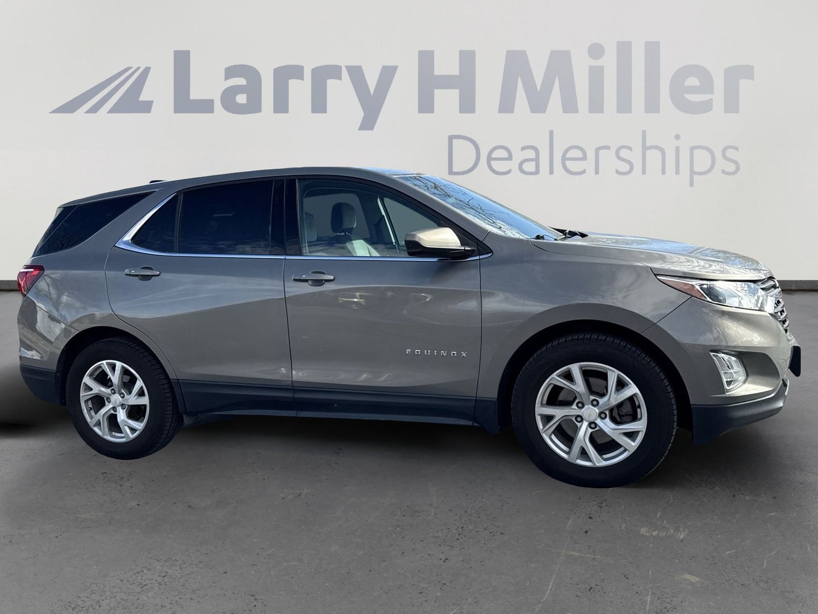 Used 2018 Chevrolet Equinox LT image 9
