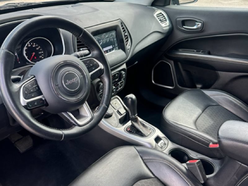 Used 2019 Jeep Compass Latitude AWD/4WD image 6