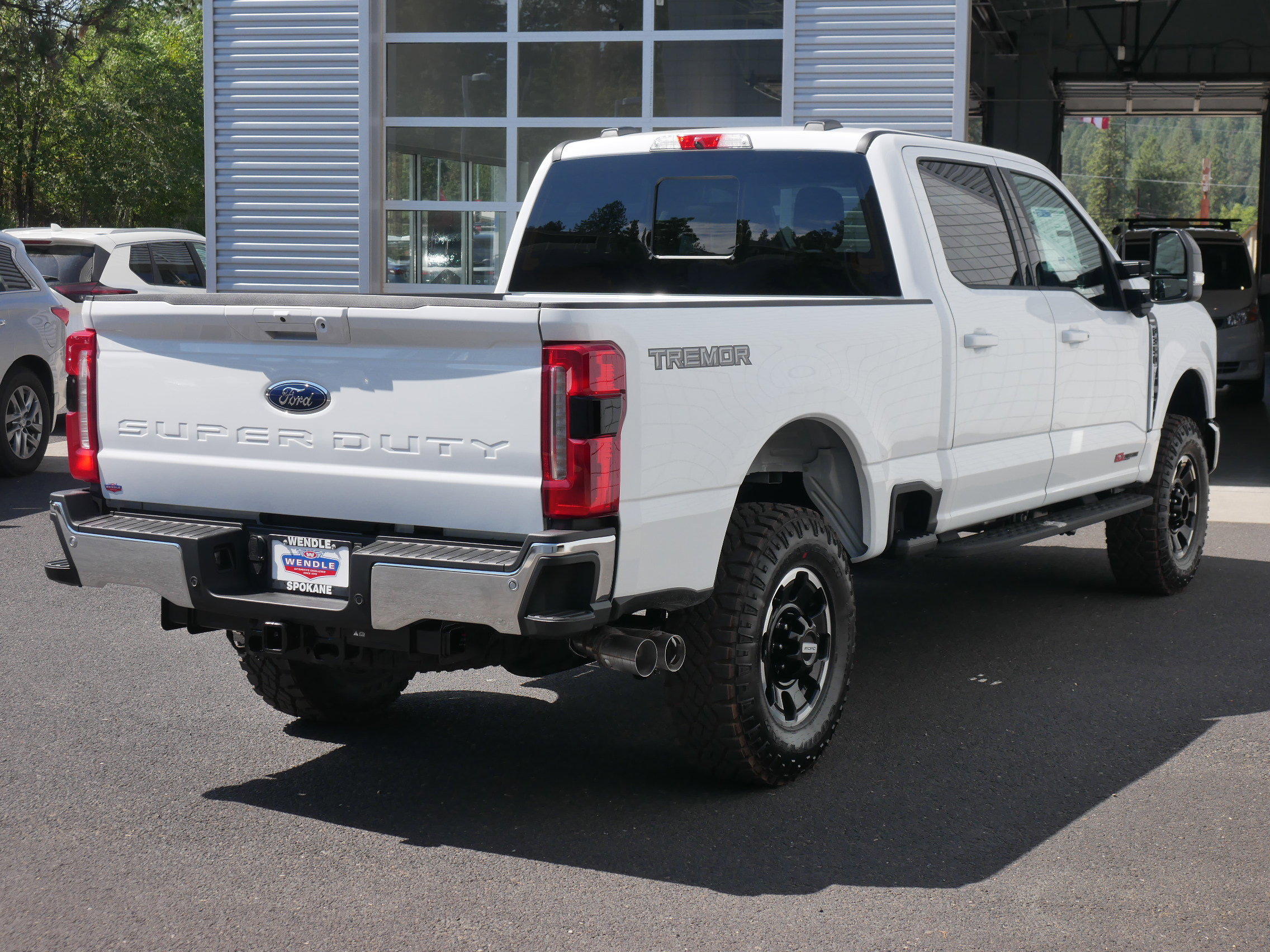 New 2025 Ford F350 Lariat w/ Lariat Ultimate Package image 28