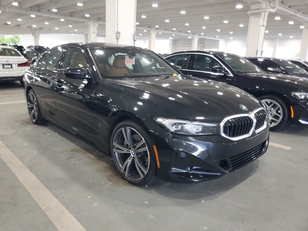 Certified 2023 BMW 330i Sedan w/ Driving Assistance Package RWD image 2