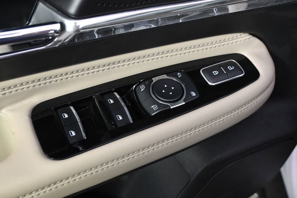 New 2026 Lincoln Corsair Premiere image 23