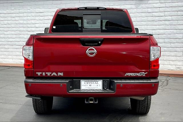 Used 2017 Nissan Titan PRO-4X w/ Pro-4x Convenience Package image 3