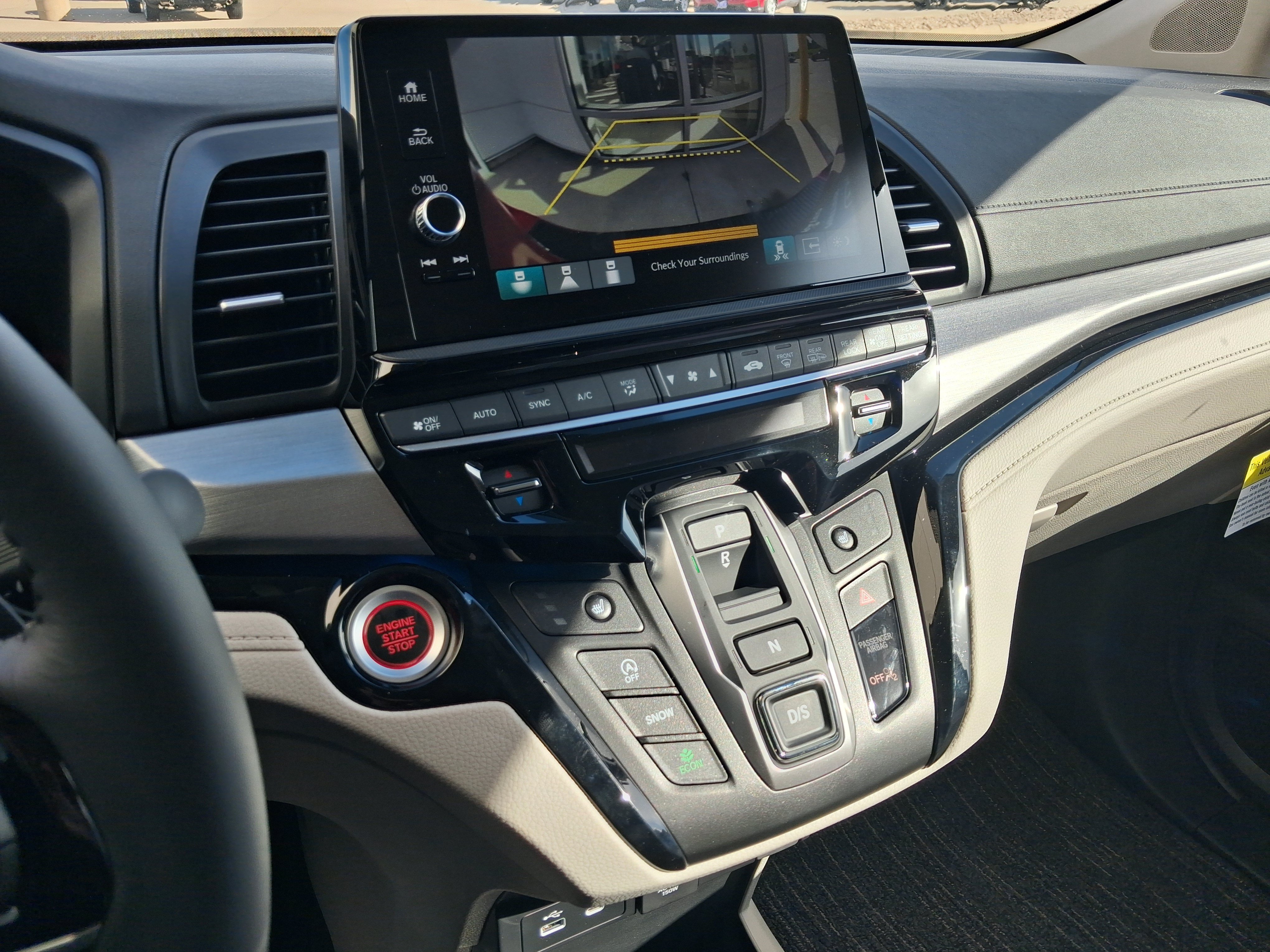 New 2026 Honda Odyssey Touring image 13