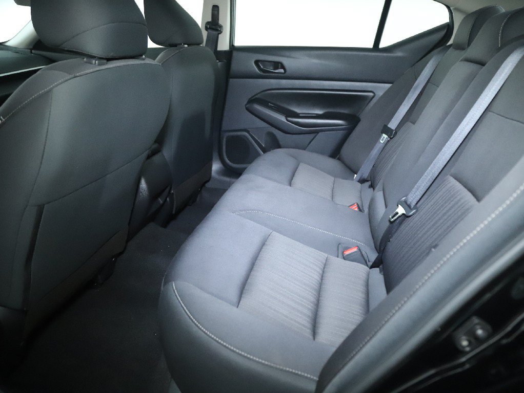 Used 2024 Nissan Altima 2.5 S FWD image 15