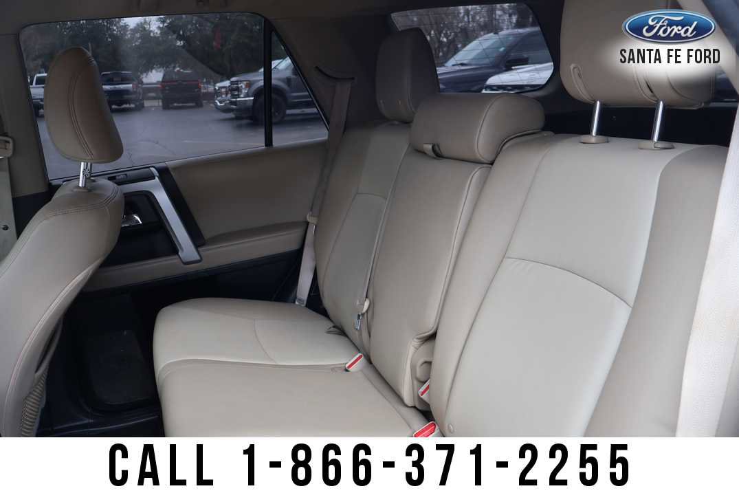 Used 2022 Toyota 4Runner SR5 Premium image 17