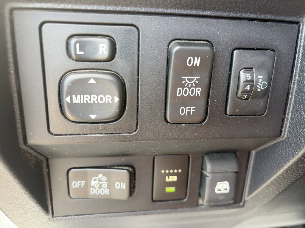 Used 2017 Toyota Tundra SR5 w/ TRD Off Road Package AWD/4WD image 23