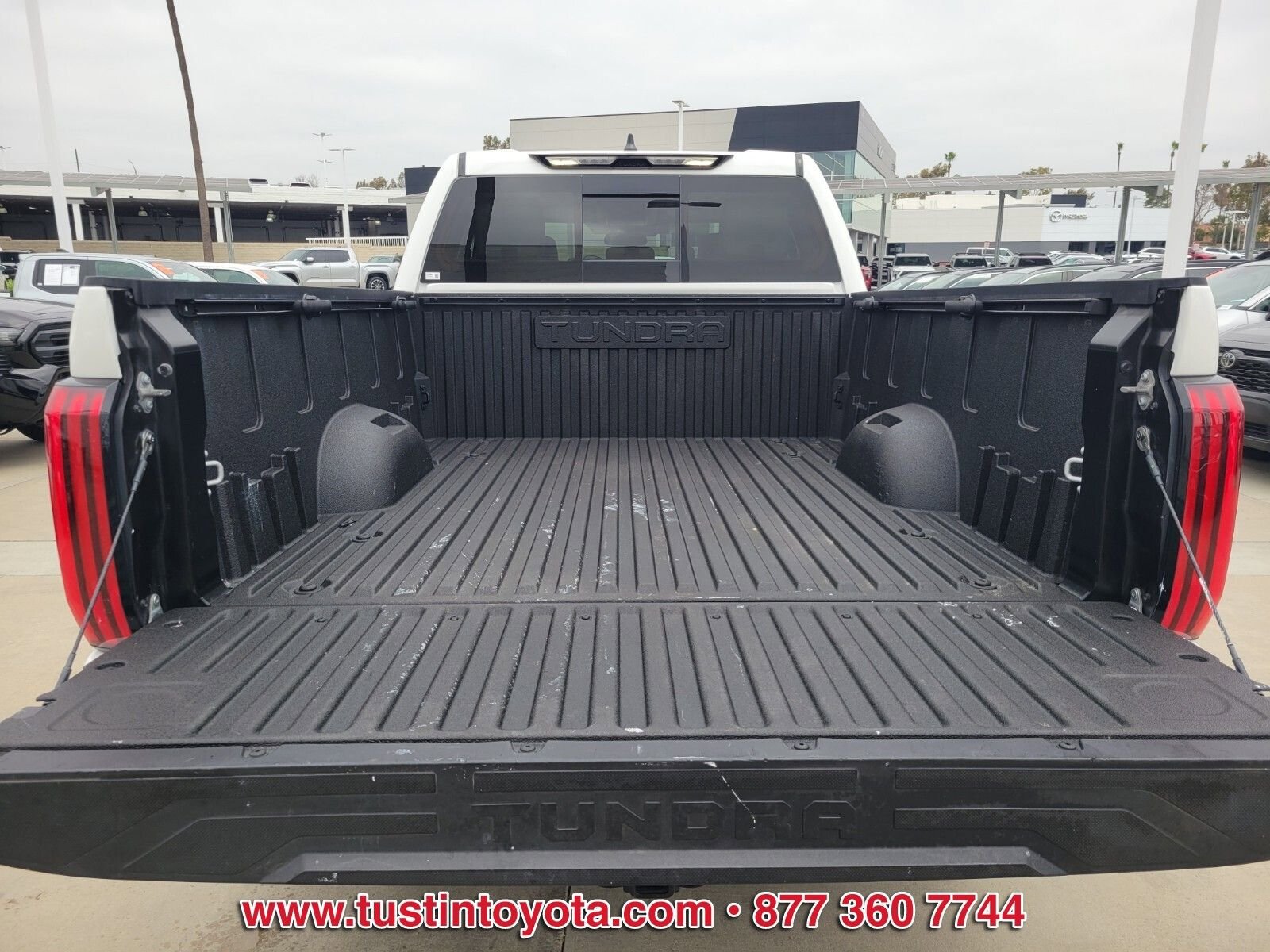 Used 2024 Toyota Tundra SR5 w/ SR5 Premium Package AWD/4WD image 13