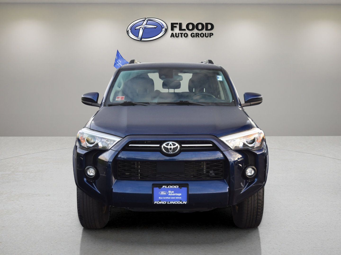 Used 2022 Toyota 4Runner SR5 image 2