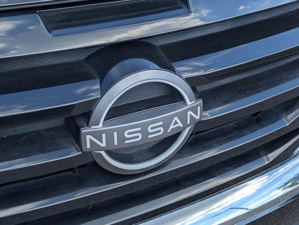 Used 2022 Nissan Pathfinder SV FWD image 10