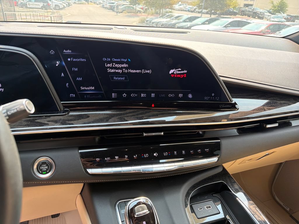 Certified 2023 Cadillac Escalade Premium Luxury AWD/4WD image 30