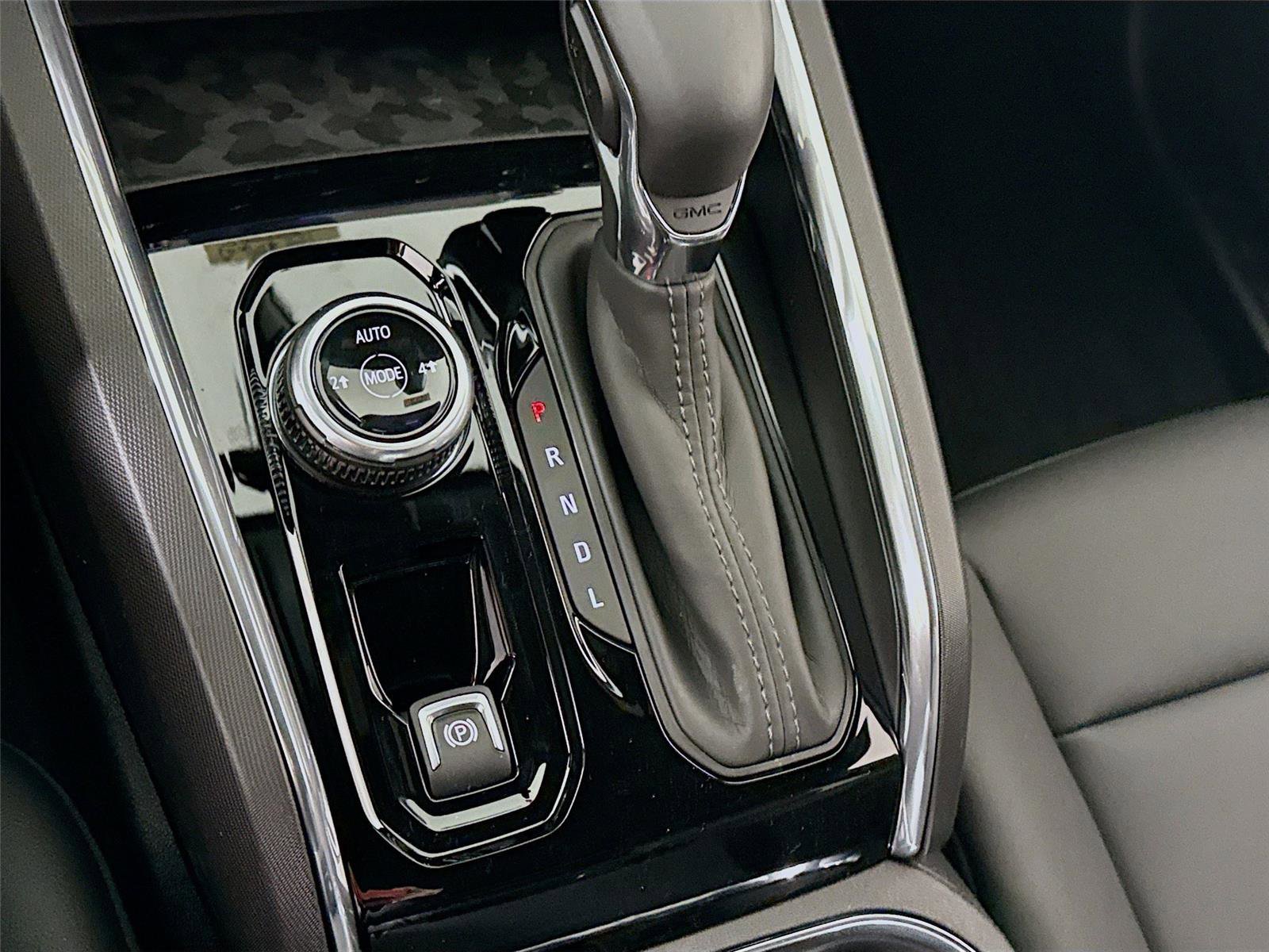 New 2026 GMC Canyon Elevation w/ Convenience Package image 12