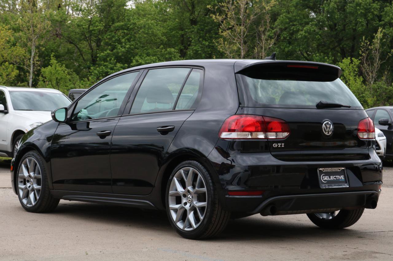 Used 2013 Volkswagen Golf 4-Door FWD image 17