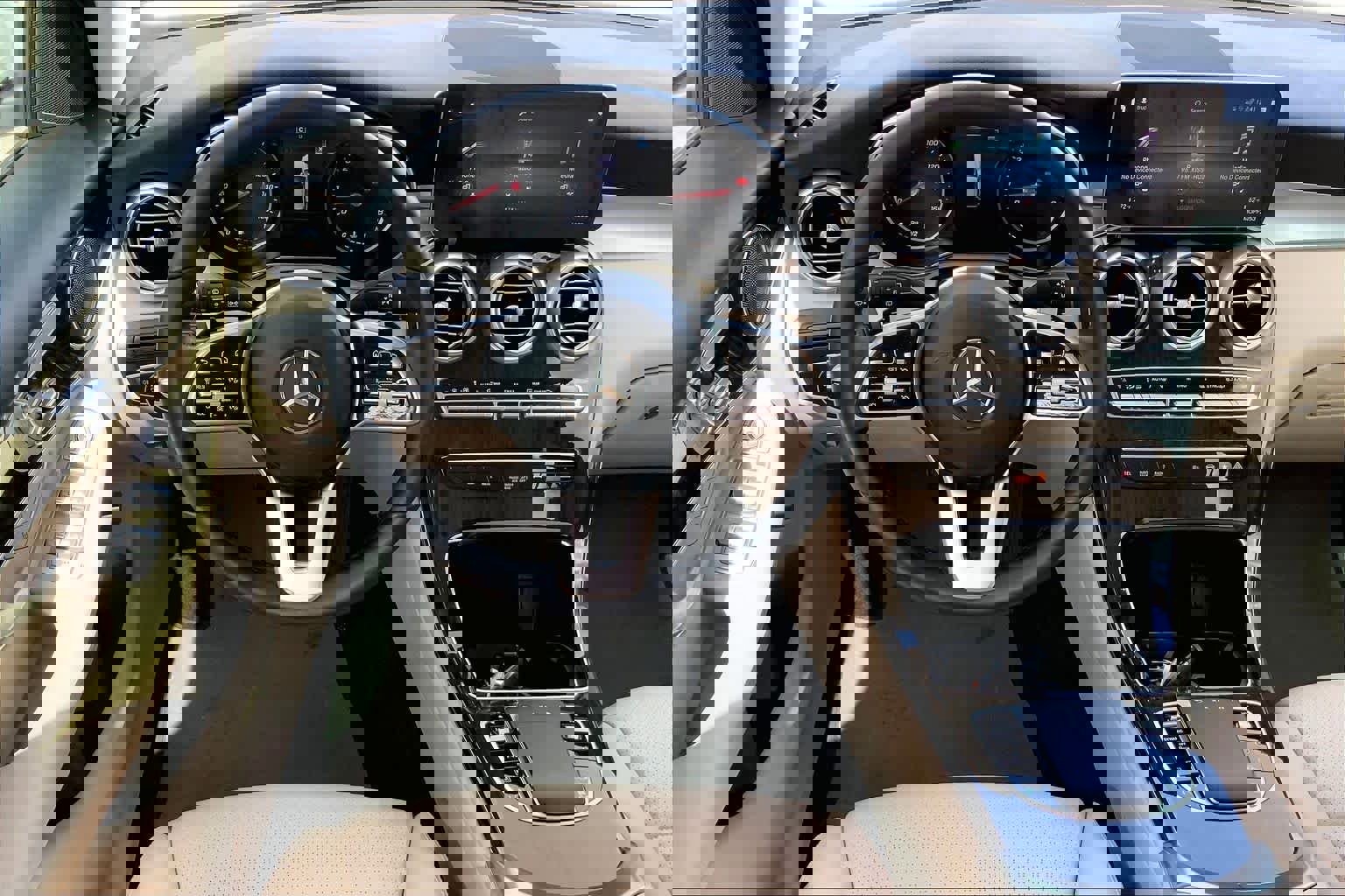 Used 2022 Mercedes-Benz GLC 300 image 6