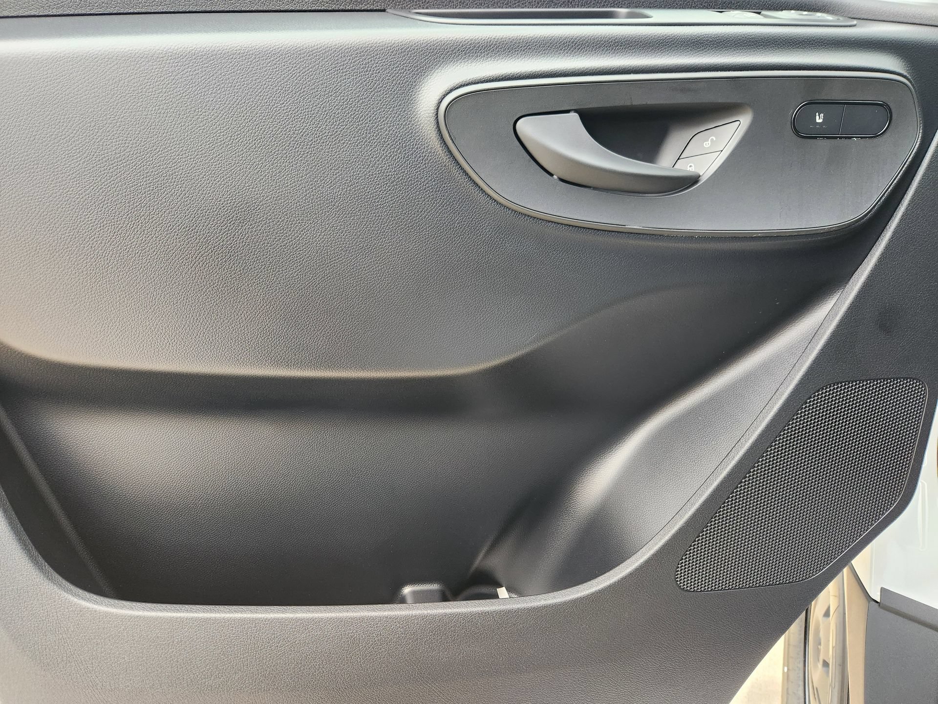 New 2026 Mercedes-Benz Sprinter 2500 image 19
