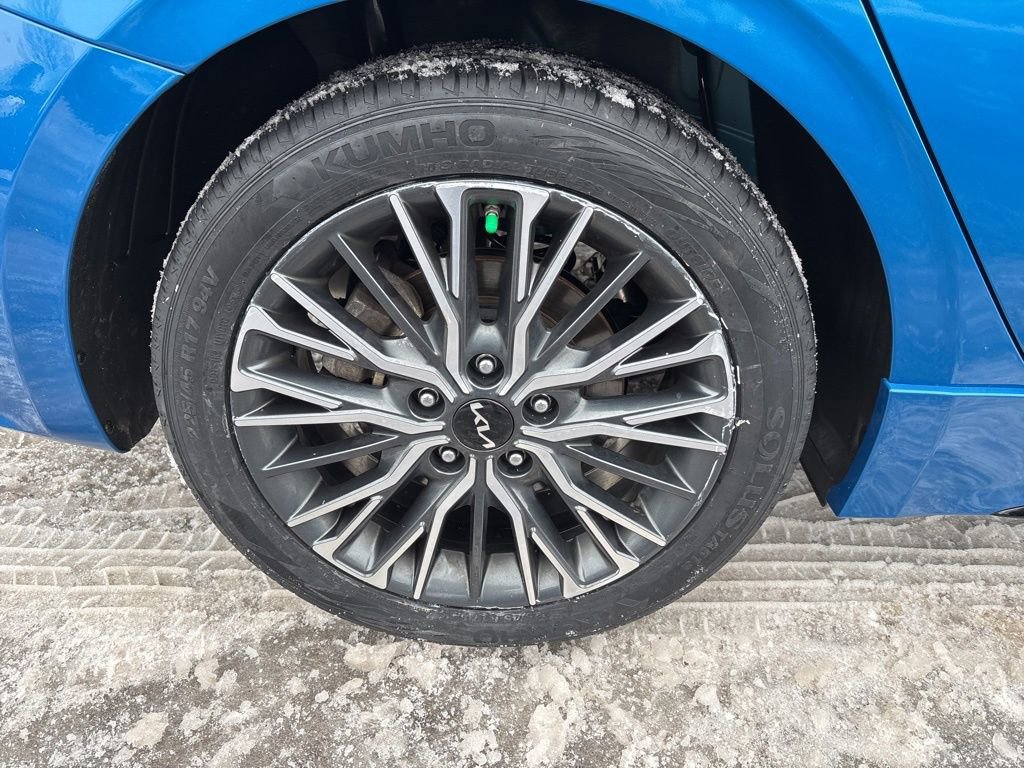 Used 2023 Kia Forte GT-Line w/ GT-Line Technology Package image 24