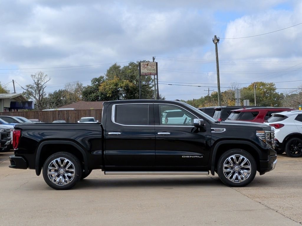 New 2026 GMC Sierra 1500 Denali image 9