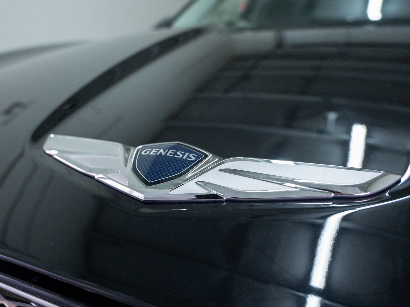 Used 2024 Genesis GV70 2.5T w/ Advanced Package AWD/4WD image 5