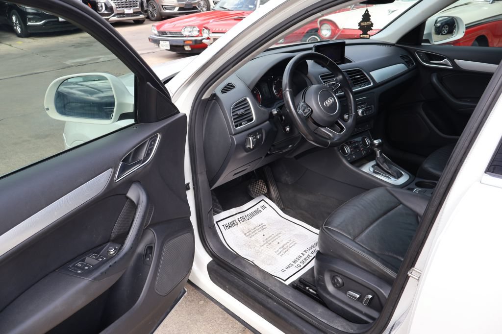 Used 2016 Audi Q3 2.0T Premium Plus FWD image 23