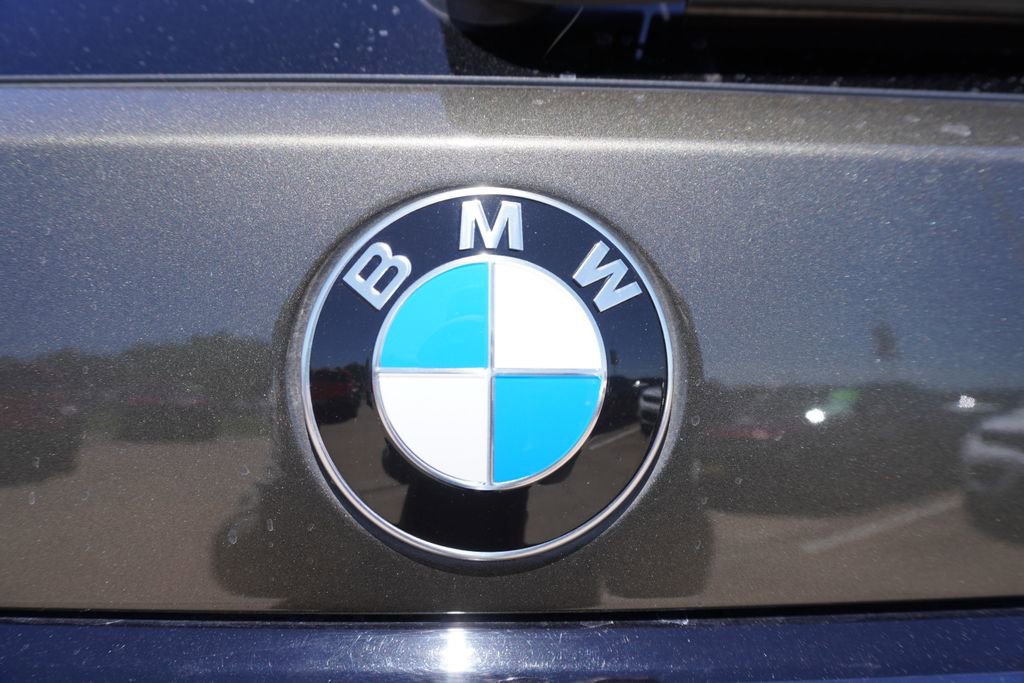 Used 2025 BMW X7 xDrive40i w/ M Sport Package AWD/4WD image 35