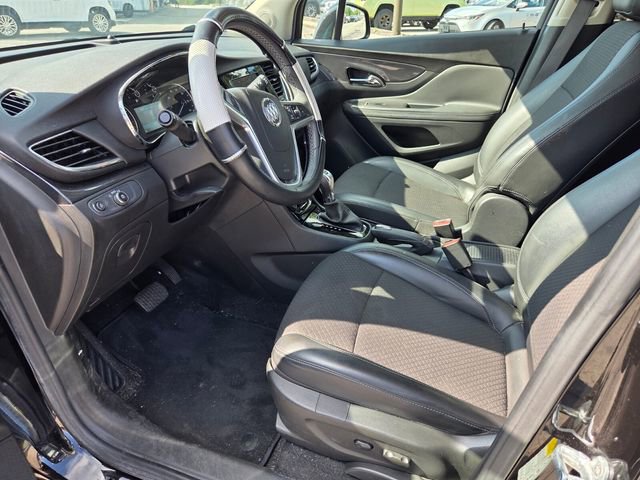 Used 2021 Buick Encore Preferred AWD/4WD image 4