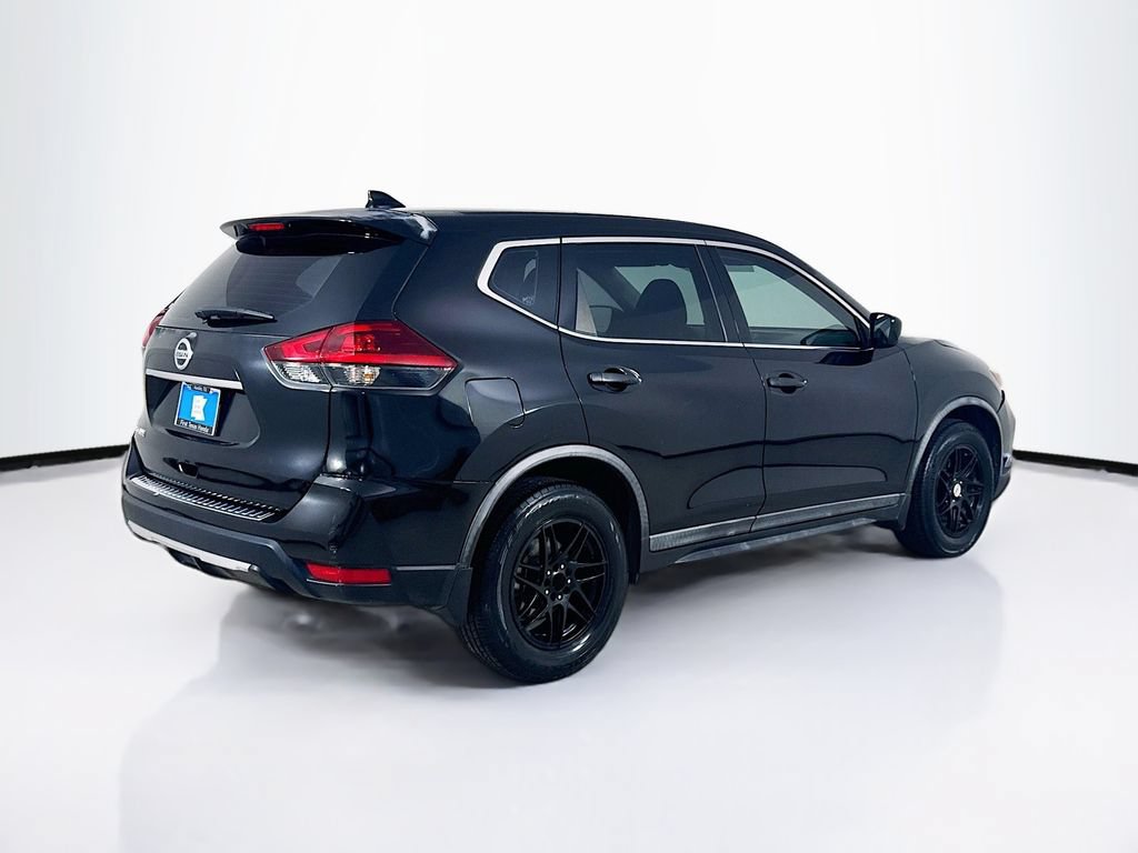 Used 2018 Nissan Rogue S FWD image 8