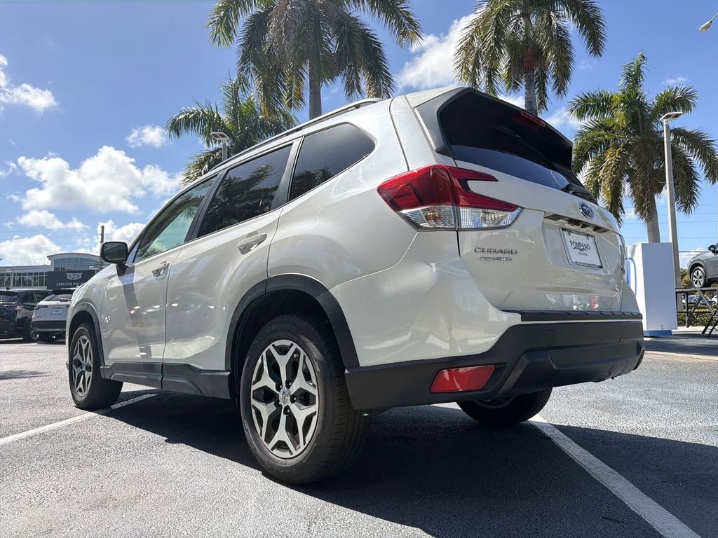 Used 2022 Subaru Forester Premium w/ Popular Package #2 AWD/4WD image 19