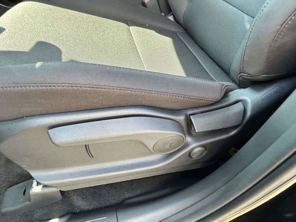 New 2027 Hyundai Santa Fe SE FWD image 16