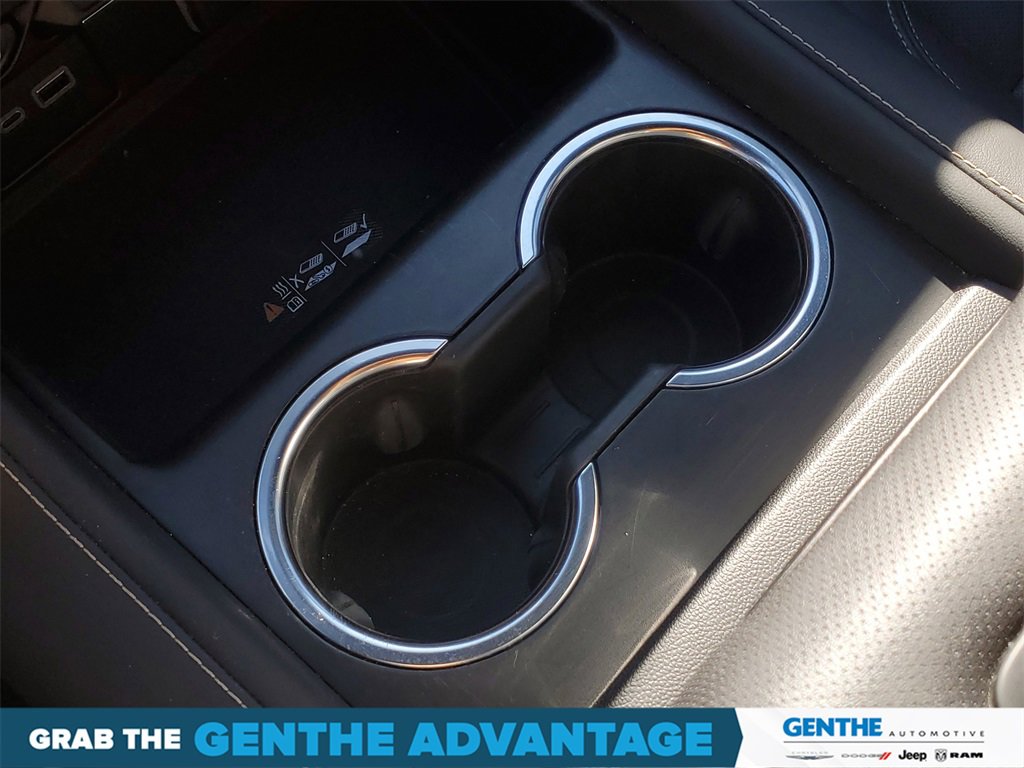 Used 2023 Chevrolet Tahoe Premier w/ Advanced Technology Package image 25