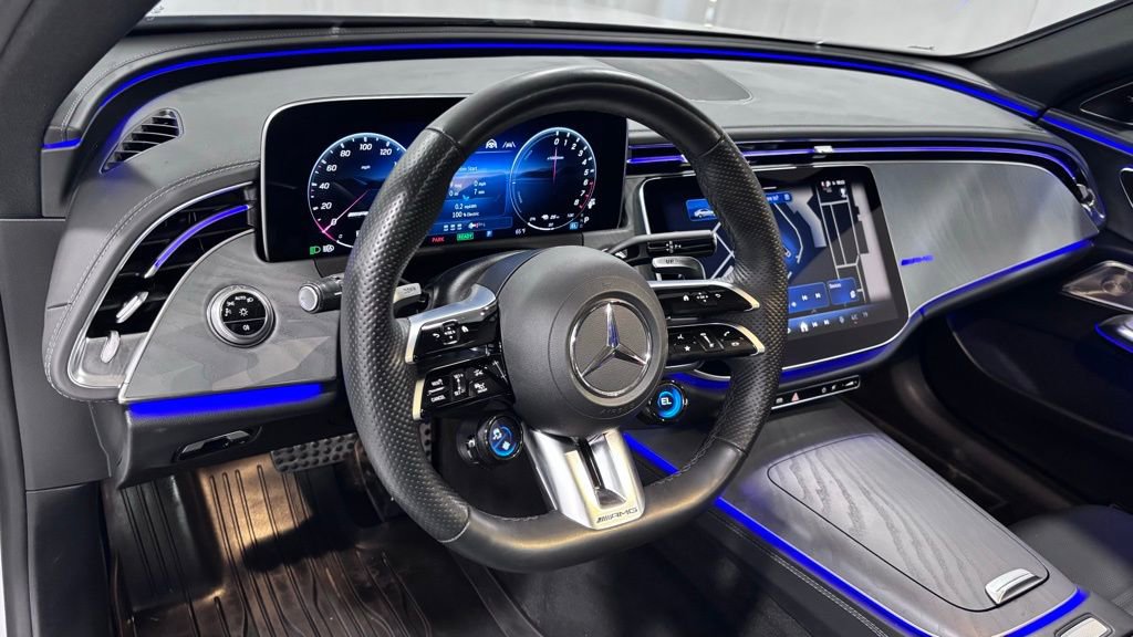 Certified 2025 Mercedes-Benz E 53 AMG e 4MATIC Sedan image 10