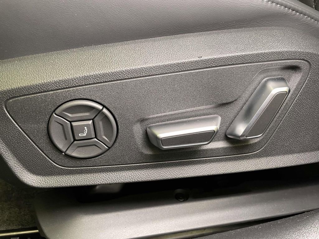 New 2025 Audi S5 Premium Plus image 17