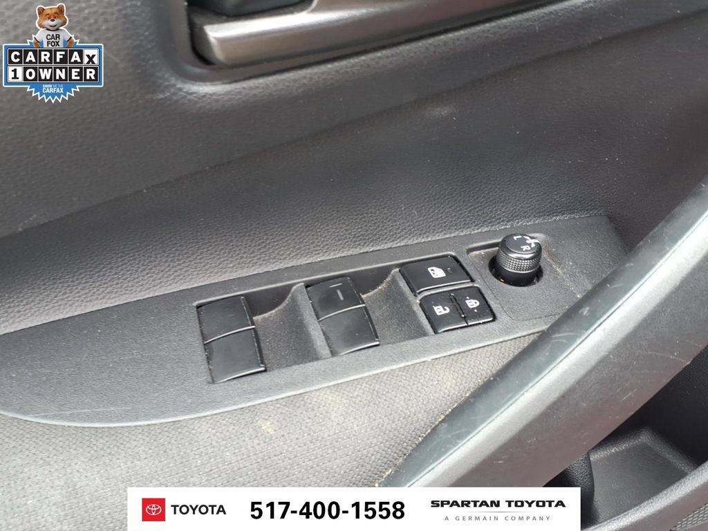 Used 2025 Toyota Corolla LE FWD image 15