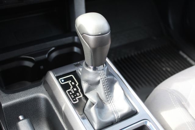 Used 2019 Toyota Tacoma TRD Off-Road AWD/4WD image 27