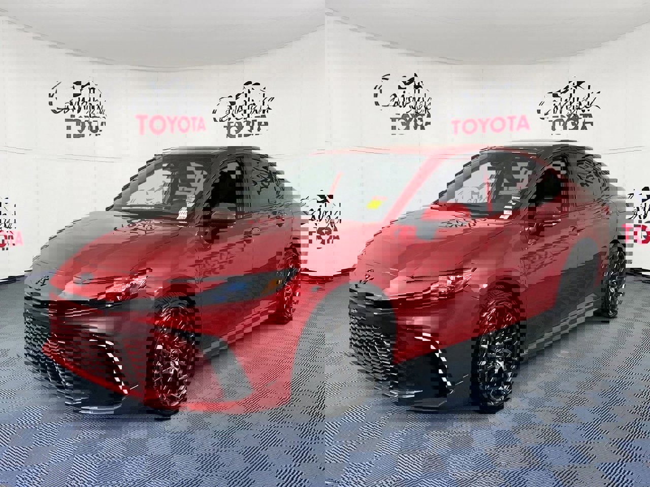 Used 2025 Toyota Camry XSE image 2