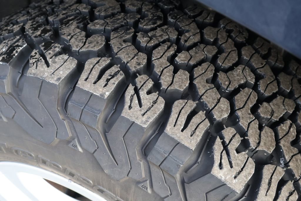 Used 2020 Chevrolet Silverado 1500 LT w/ All-Star Edition image 6