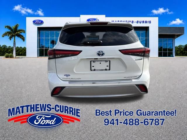 Used 2021 Toyota Highlander Platinum FWD image 5