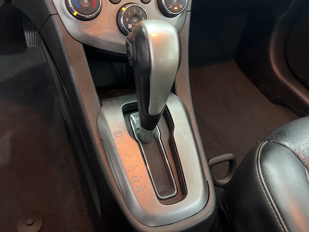 Used 2020 Chevrolet Sonic Premier FWD image 15