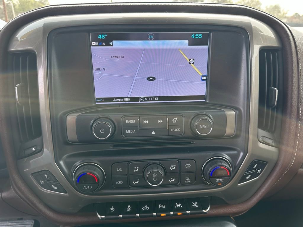 Used 2018 Chevrolet Silverado 1500 High Country w/ High Desert Package AWD/4WD image 23
