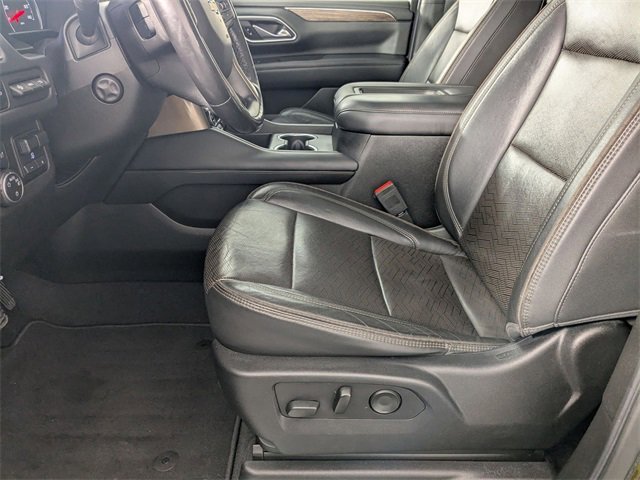 Used 2021 Chevrolet Tahoe High Country w/ Premium Package image 14