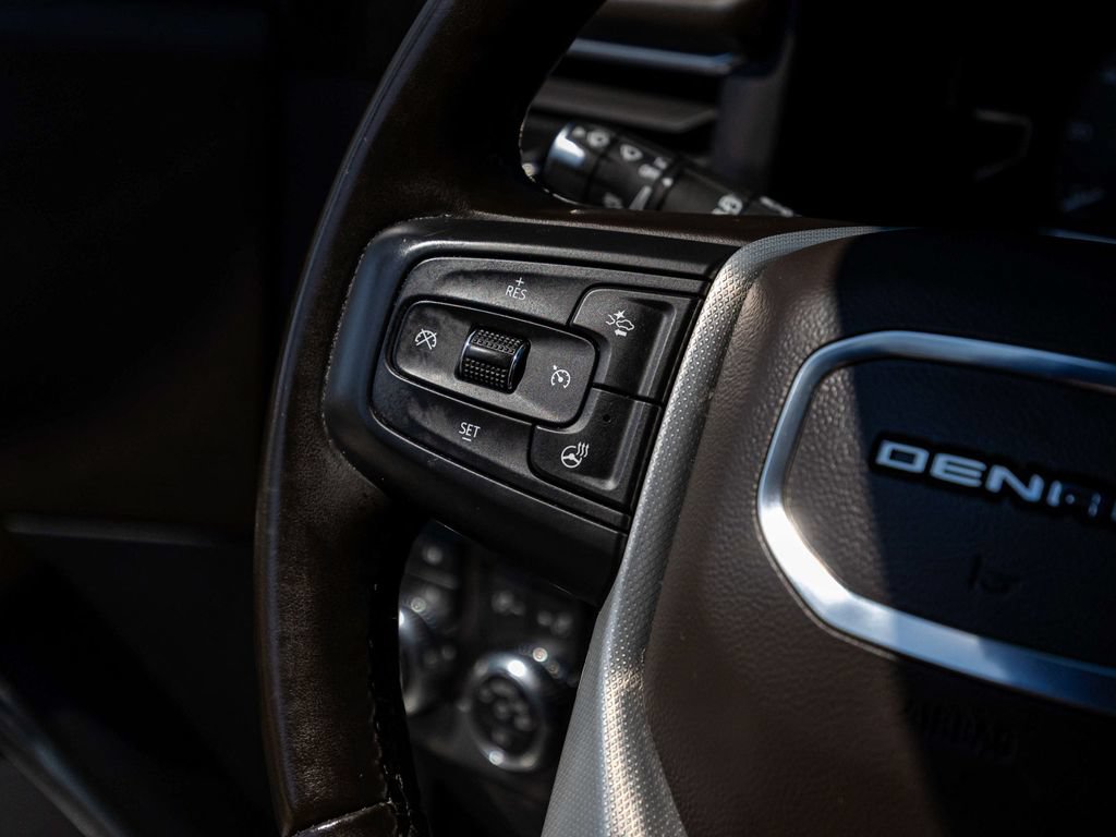 Used 2024 GMC Yukon Denali AWD/4WD image 23