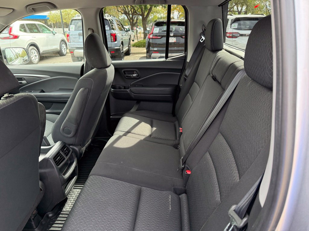 Used 2017 Honda Ridgeline RT image 13