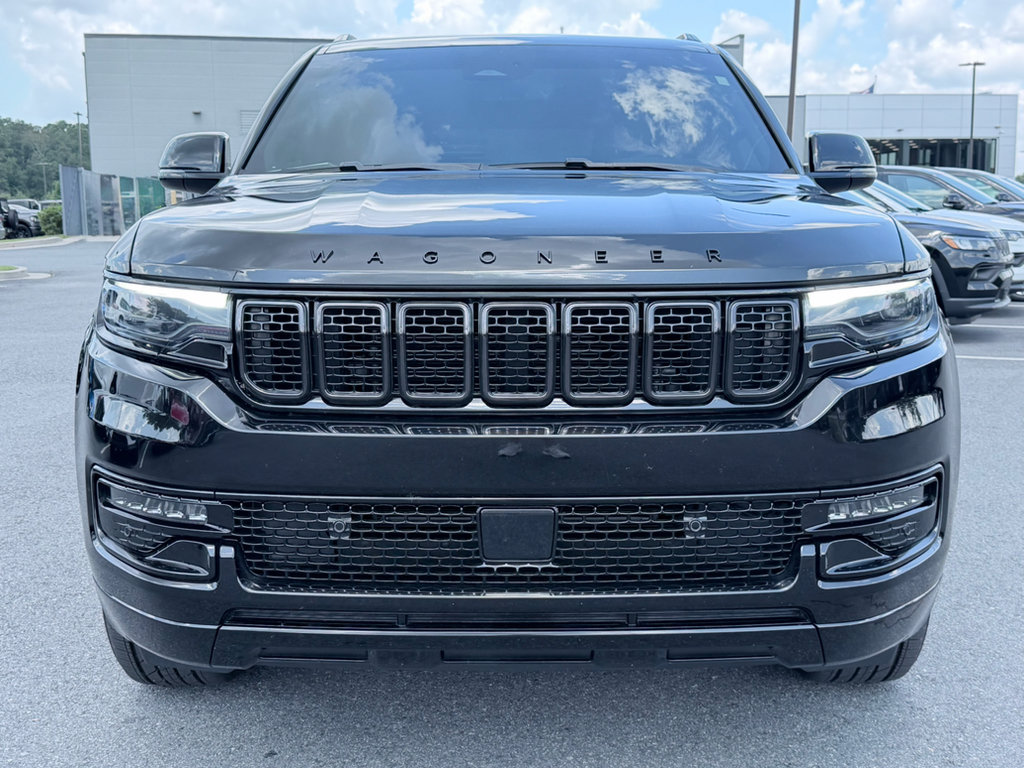 Used 2023 Jeep Wagoneer Series II RWD image 3
