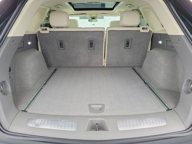 Certified 2023 Cadillac XT5 Premium Luxury FWD image 6