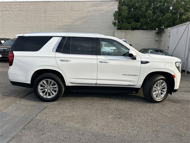 Used 2024 GMC Yukon SLT image 3