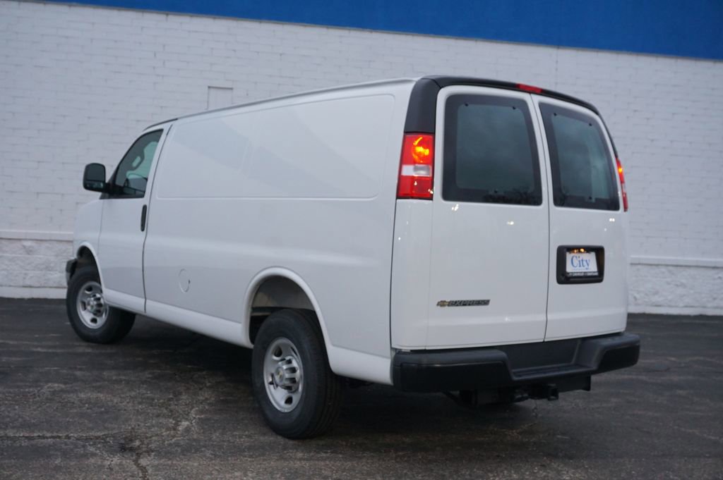 New 2025 Chevrolet Express 2500 w/ Driver Convenience Package RWD image 7