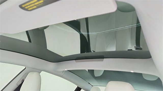 Used 2025 Tesla Model 3 Long Range image 56