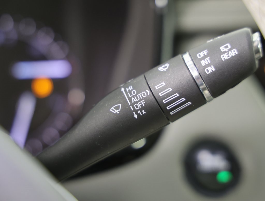 Used 2017 Cadillac XT5 Luxury image 21