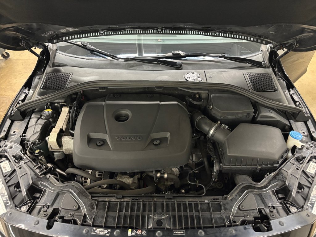 Used 2017 Volvo S60 T5 Inscription AWD/4WD image 9